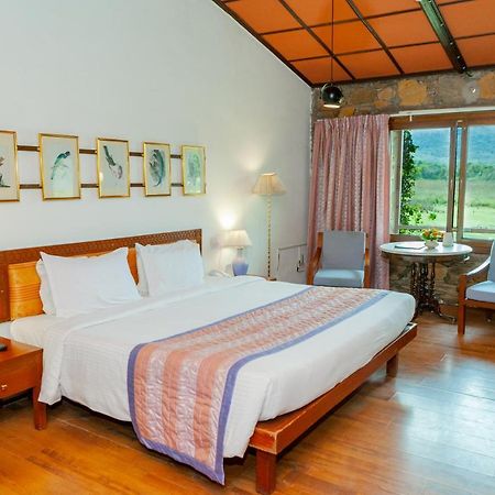 Shikarbadi Hotel - By The Lake Heritage By Hrh Group Of Hotels Udaipur Exterior foto