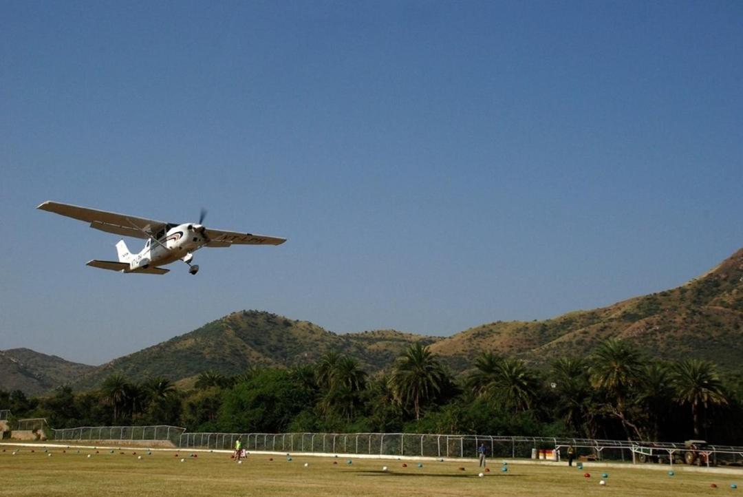 Shikarbadi Hotel - By The Lake Heritage By Hrh Group Of Hotels Udaipur Exterior foto
